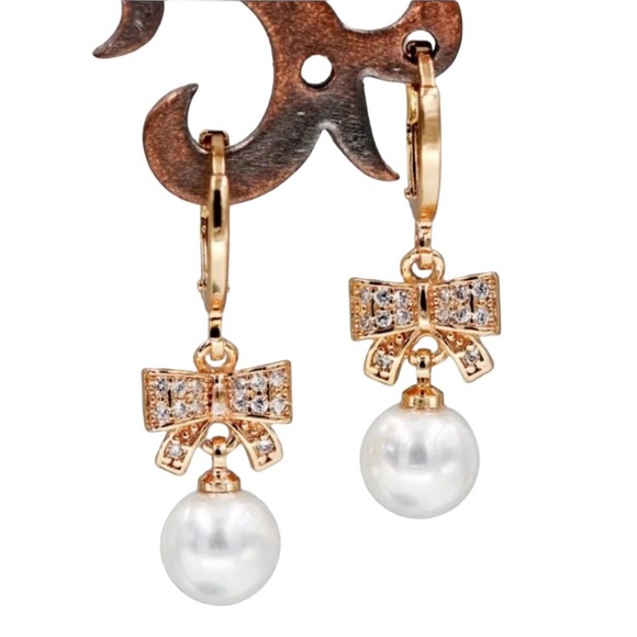 Jewelry - 18K Gold Filled Delicate Dainty Bow Pearl Earrings
